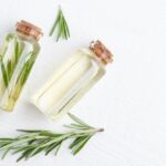 Agua de romero: beneficios y usos para el cabello